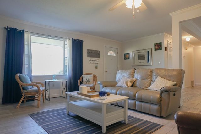 350 NW Barbara Drive, Fort Walton Beach, FL 32548