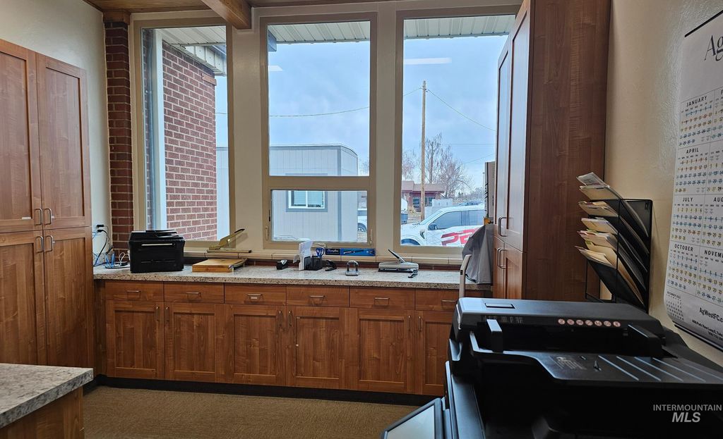 921 N Lincoln, Jerome, ID 83338 photo 4