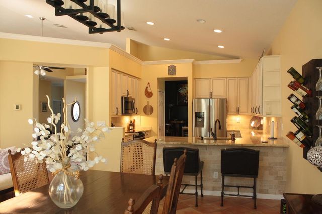 639 SW Lake Charles Circle Circle, Port St. Lucie, Port St Lucie, FL 34986