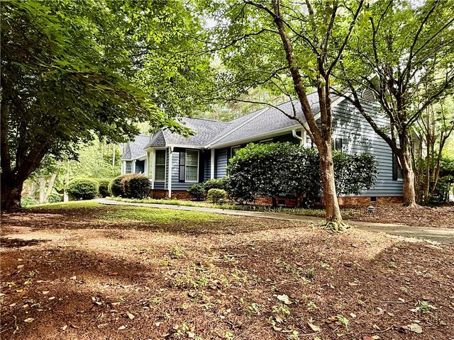 235 Stonehaven Way, Seneca, SC 29672