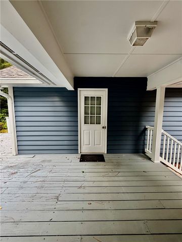 235 Stonehaven Way, Seneca, SC 29672