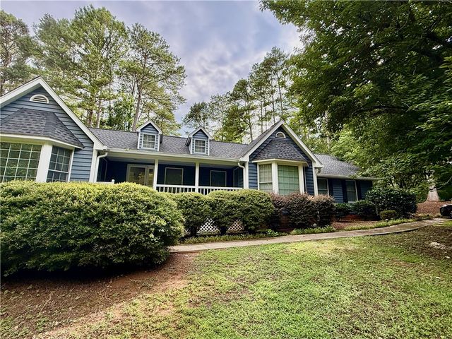 235 Stonehaven Way, Seneca, SC 29672