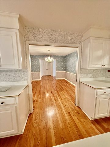 235 Stonehaven Way, Seneca, SC 29672