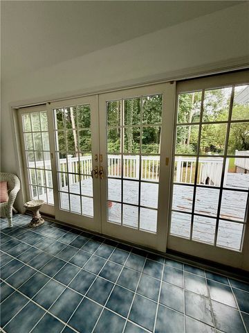 235 Stonehaven Way, Seneca, SC 29672