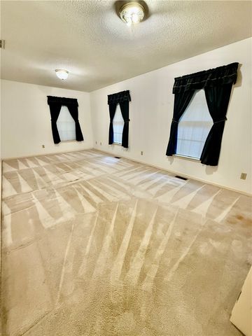 235 Stonehaven Way, Seneca, SC 29672