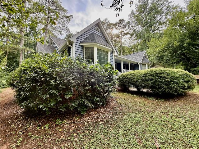 235 Stonehaven Way, Seneca, SC 29672