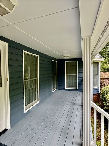 235 Stonehaven Way, Seneca, SC 29672