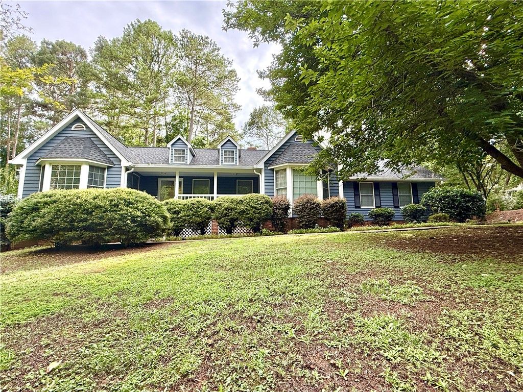 235 Stonehaven Way, Seneca, SC 29672
