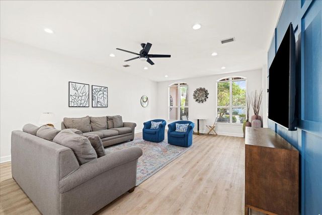 15 Pearl Cove, Miramar Beach, FL 32550