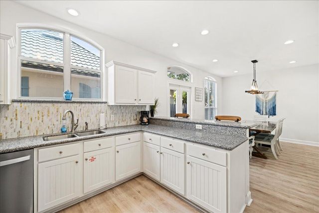 15 Pearl Cove, Miramar Beach, FL 32550