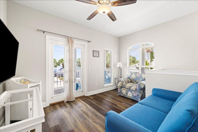 15 Pearl Cove, Miramar Beach, FL 32550