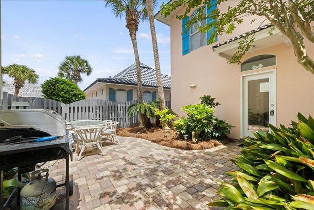 15 Pearl Cove, Miramar Beach, FL 32550
