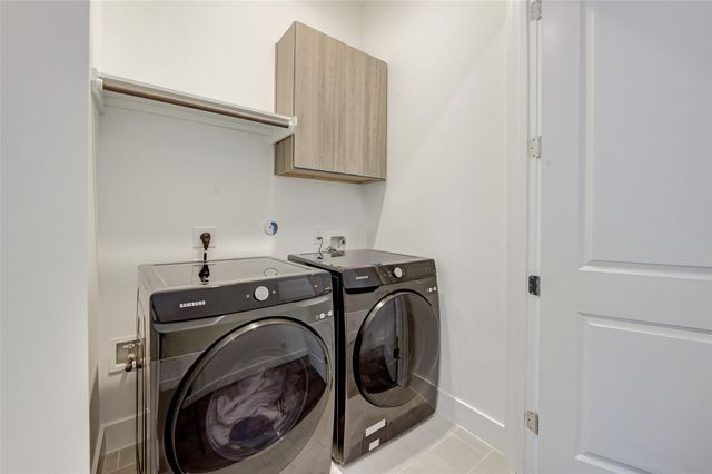 5839 Dolores Street, Houston, TX 77057