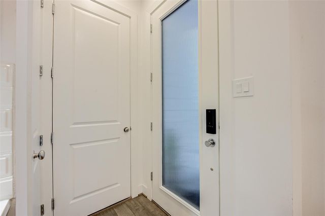 5839 Dolores Street, Houston, TX 77057
