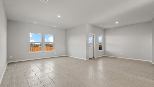 329 DEAF SMITH Street, Fort Worth, TX 76247