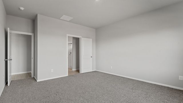 329 DEAF SMITH Street, Fort Worth, TX 76247