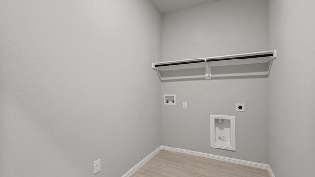 329 DEAF SMITH Street, Fort Worth, TX 76247