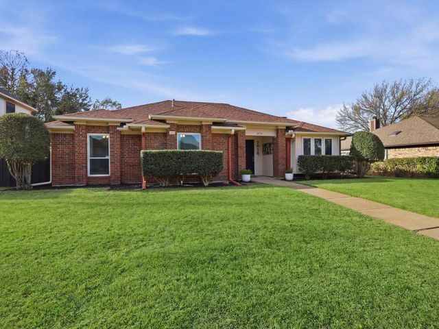 2018 Robin Hill Lane, Carrollton, TX 75007
