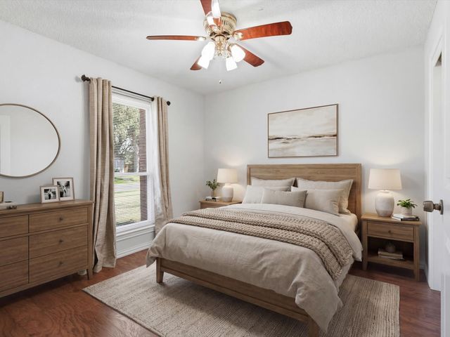 2018 Robin Hill Lane, Carrollton, TX 75007