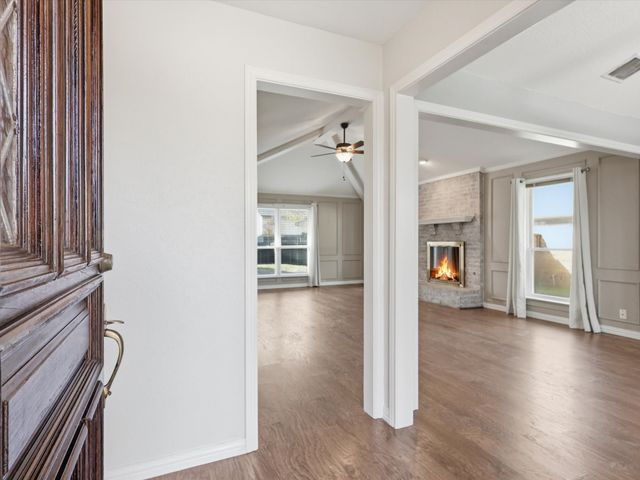 2018 Robin Hill Lane, Carrollton, TX 75007