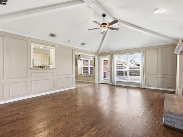 2018 Robin Hill Lane, Carrollton, TX 75007