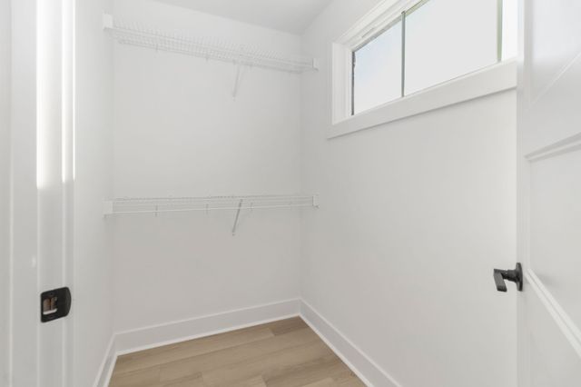 60 Dutch Dr, Clarksville, TN 37043