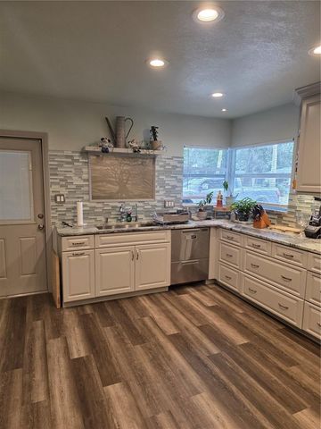 5539 DELAWARE AVENUE, New Port Richey, FL 34652