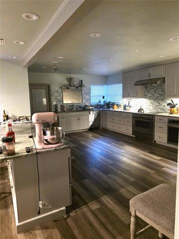 5539 DELAWARE AVENUE, New Port Richey, FL 34652