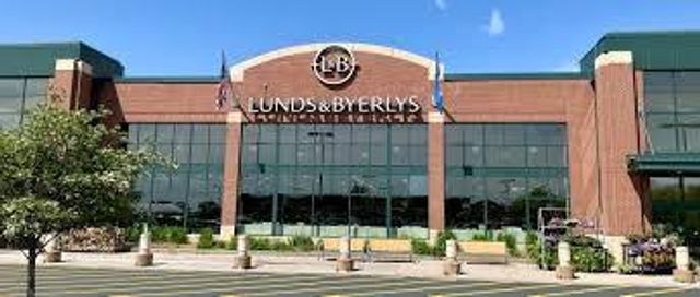 4125 Lawndale Lane N, Plymouth, MN 55446