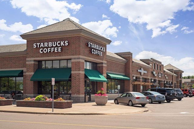 4125 Lawndale Lane N, Plymouth, MN 55446