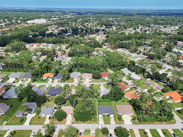 30 WELLWOOD LANE, Palm Coast, FL 32164
