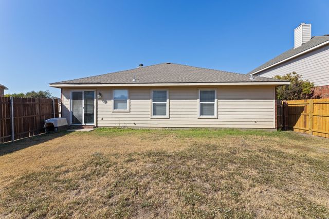 13600 Ponderosa Ranch Road, Fort Worth, TX 76262