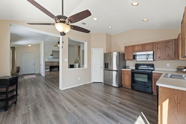 13600 Ponderosa Ranch Road, Fort Worth, TX 76262