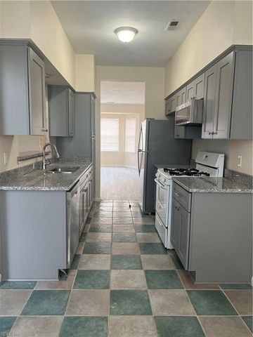 812 Elgin CT, Chesapeake, VA 23320