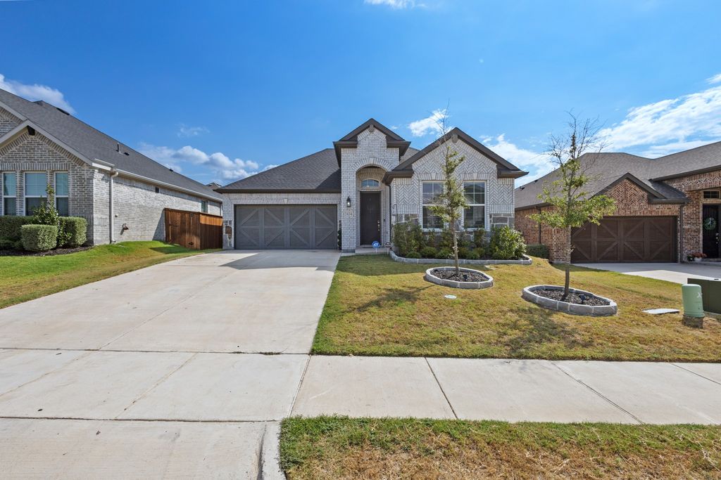 2434 Pebble Bank Lane, Midlothian, TX 76065 — photo 2