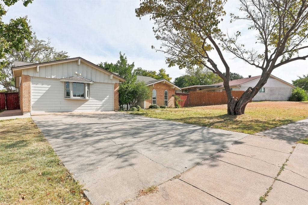4207 Rainier Street, Irving, TX 75062 — photo 4