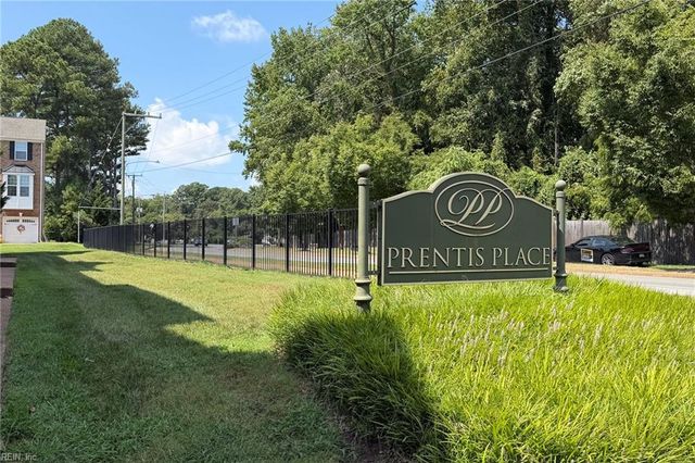315 W Constance Rd Unit 247, Suffolk, VA 23434