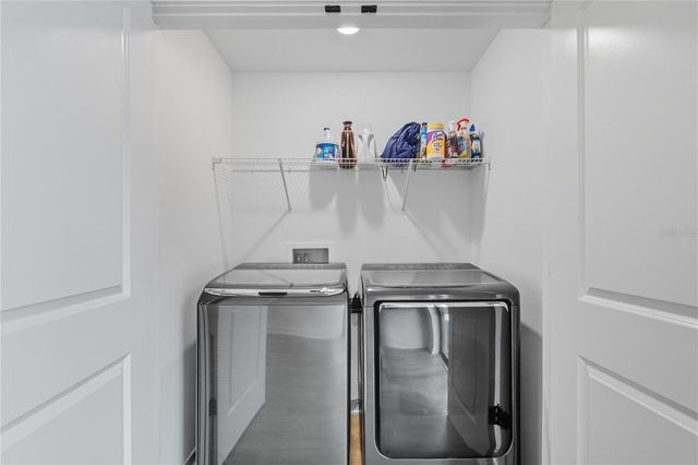 1333 BARNACLE BAY PLACE, Tampa, FL 33619