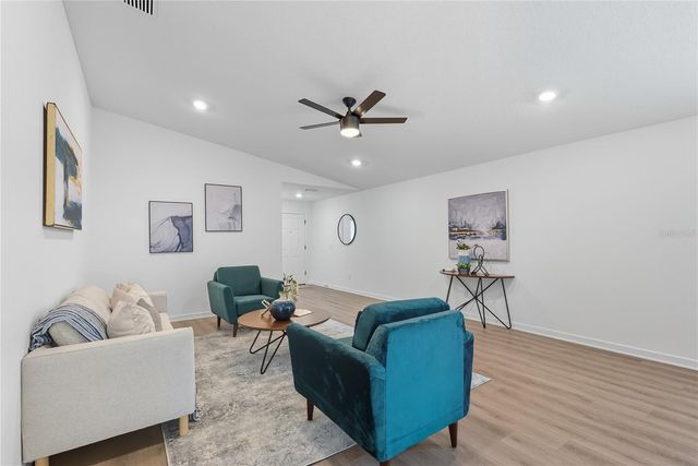 1333 BARNACLE BAY PLACE, Tampa, FL 33619