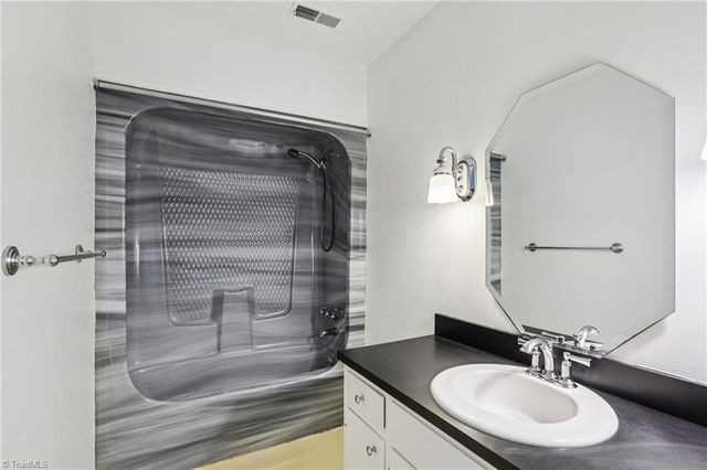 220 Pinedale Drive, Elon, NC 27244