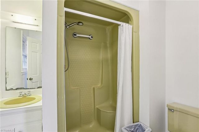 220 Pinedale Drive, Elon, NC 27244