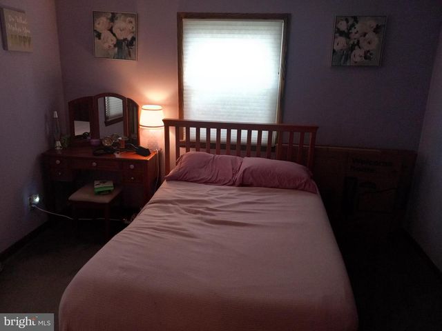 15 18TH ST, Burlington, NJ 08016