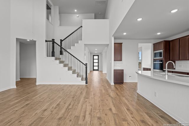 4544 Yoakum Valley, Schertz, TX 78108