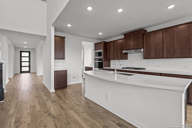 4544 Yoakum Valley, Schertz, TX 78108