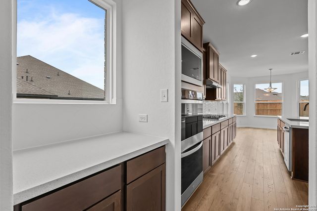 4544 Yoakum Valley, Schertz, TX 78108