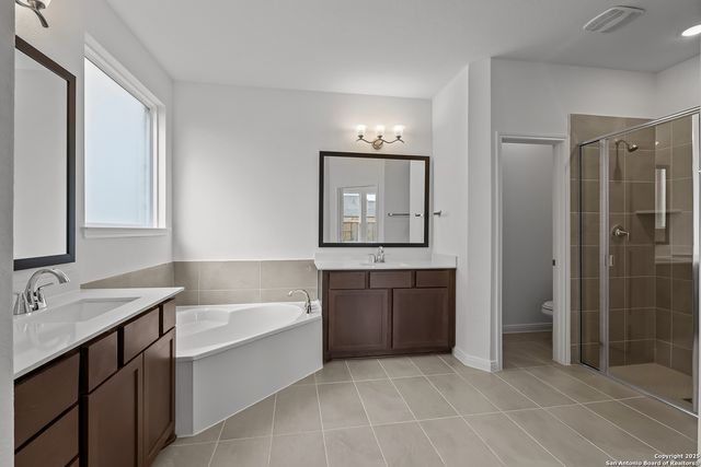 4544 Yoakum Valley, Schertz, TX 78108