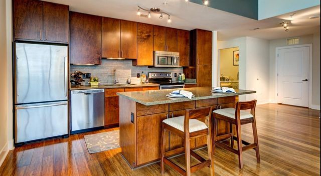 5250 Brownway ST 1008, Houston, TX 77056