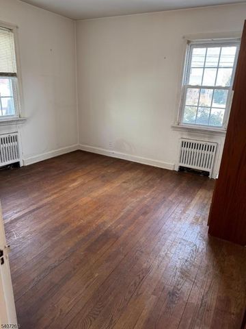 500 2Nd St, Dunellen Boro, NJ 08812