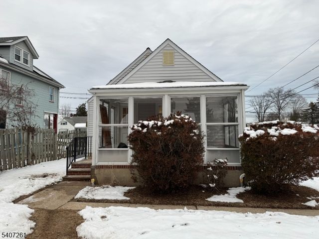 500 2Nd St, Dunellen Boro, NJ 08812