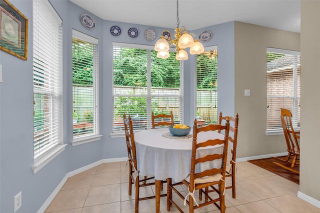 65 W Sienna Place, The Woodlands, TX 77382